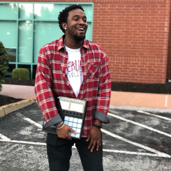 Meet your Posher, Rashad - Picture 1 of 1